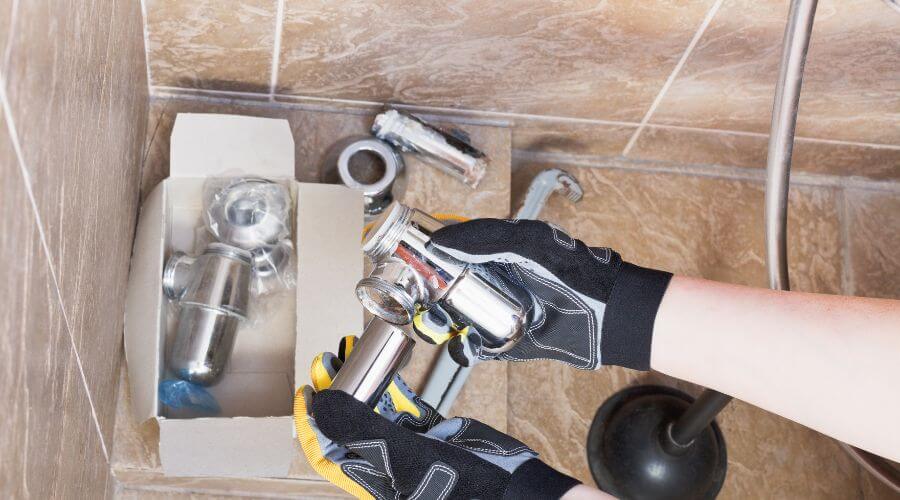 Professional gutter cleaning in Alamogordo, NM
